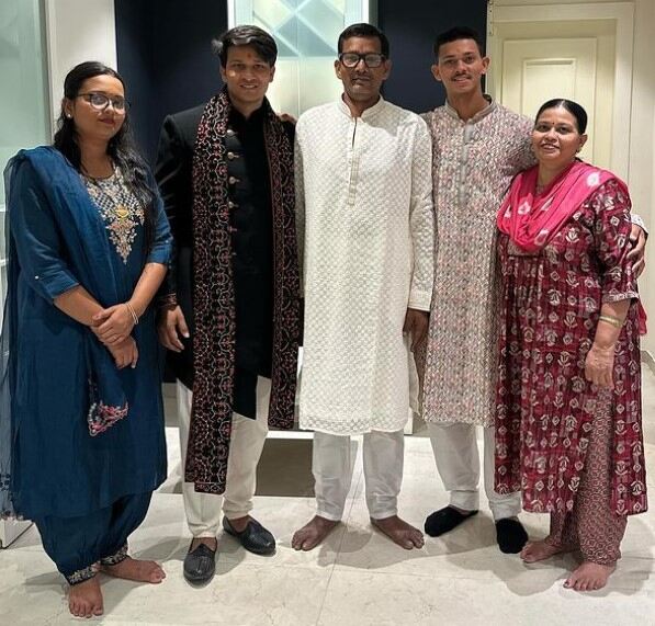 Yashasvi Jaiswal Family